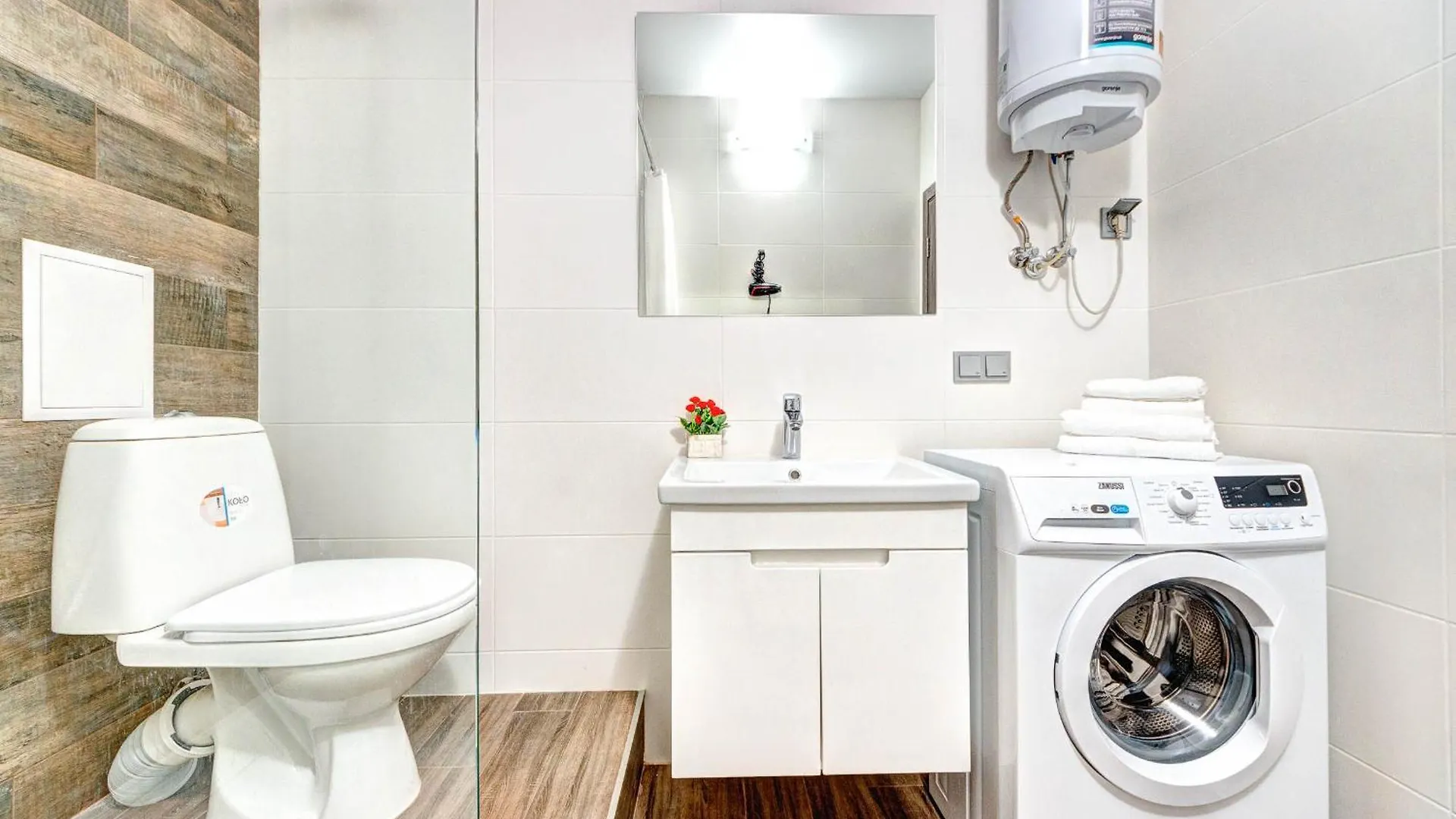 Apartman Сучасні 1-Кімнатні Апартаменти, Метро Печерська Kijev